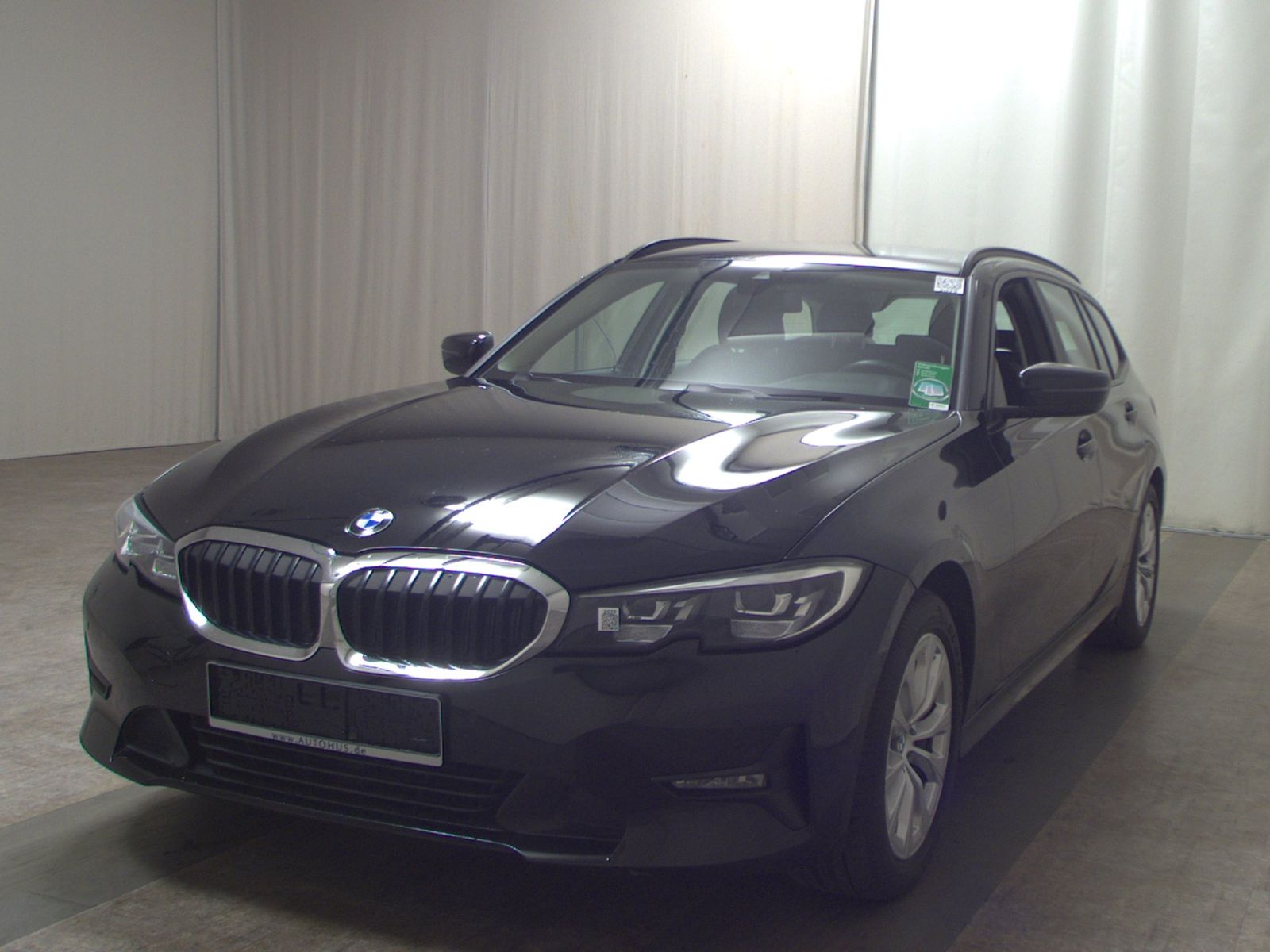 BMW 320dA Touring Advantage T-Leder Navi LED LC+ Shz imagem 2