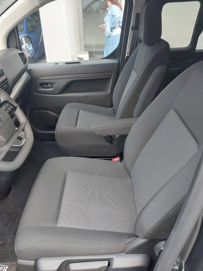 Peugeot Expert L2 (kurz) 8-Sitze Navi AHK Klimaautomatik