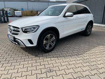 Fahrzeugabbildung Mercedes-Benz GLC 220  d 4Matic AHK Kamera Navi sofort !
