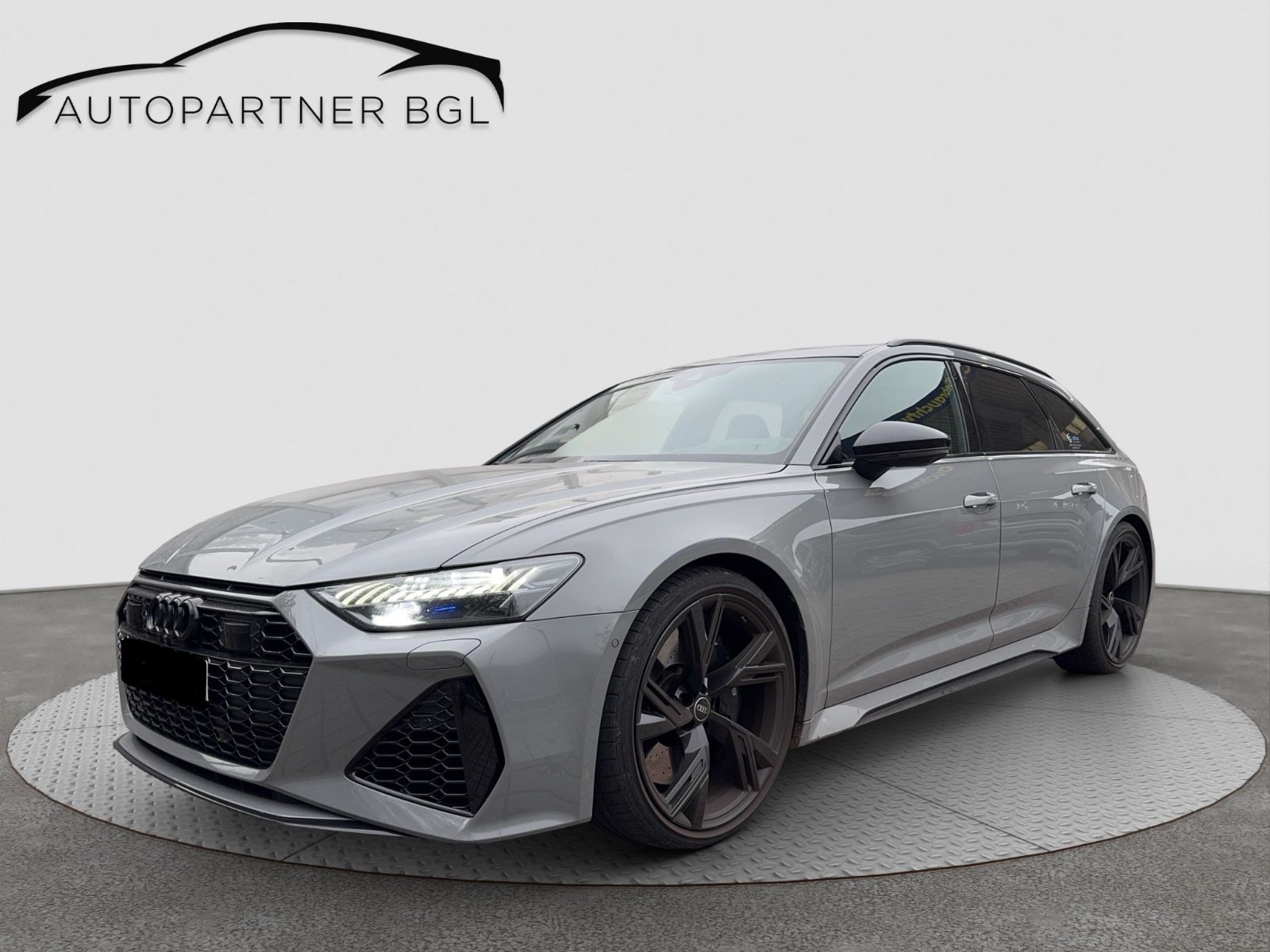 AUDI RS 6 Avant 4.0 TFSI quattro Matrix Pano Soundsy.