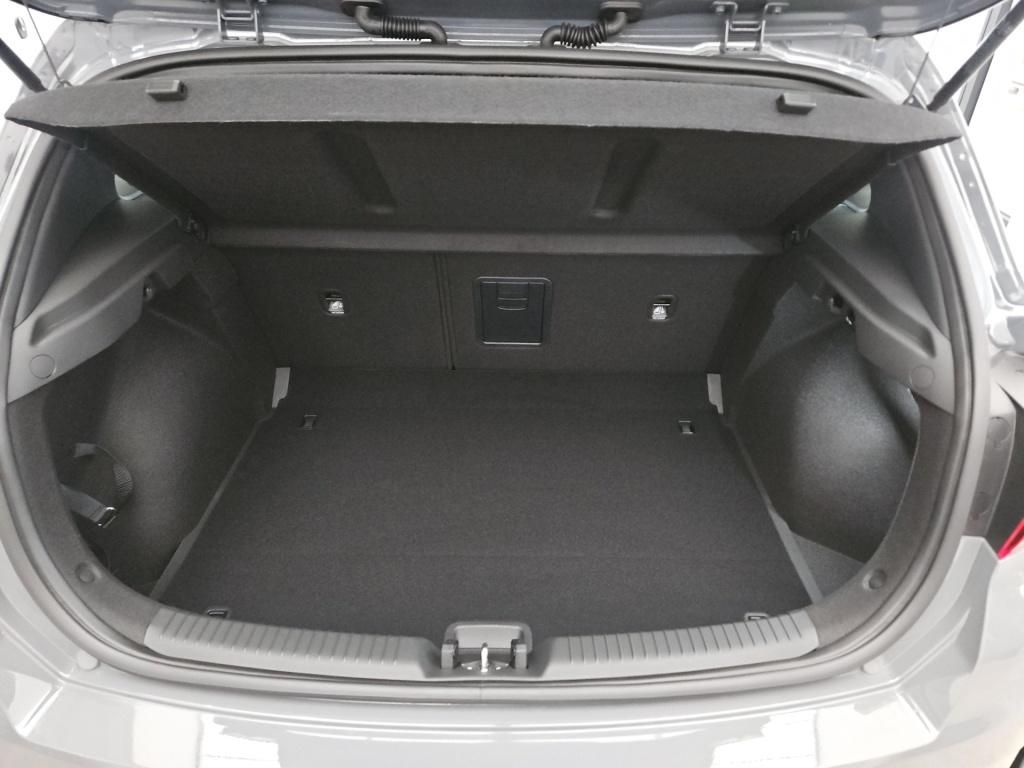 Fahrzeugabbildung Hyundai i30 1.5 T-GDI 7-DCT N-Line 2xKlima Navi LED PDC