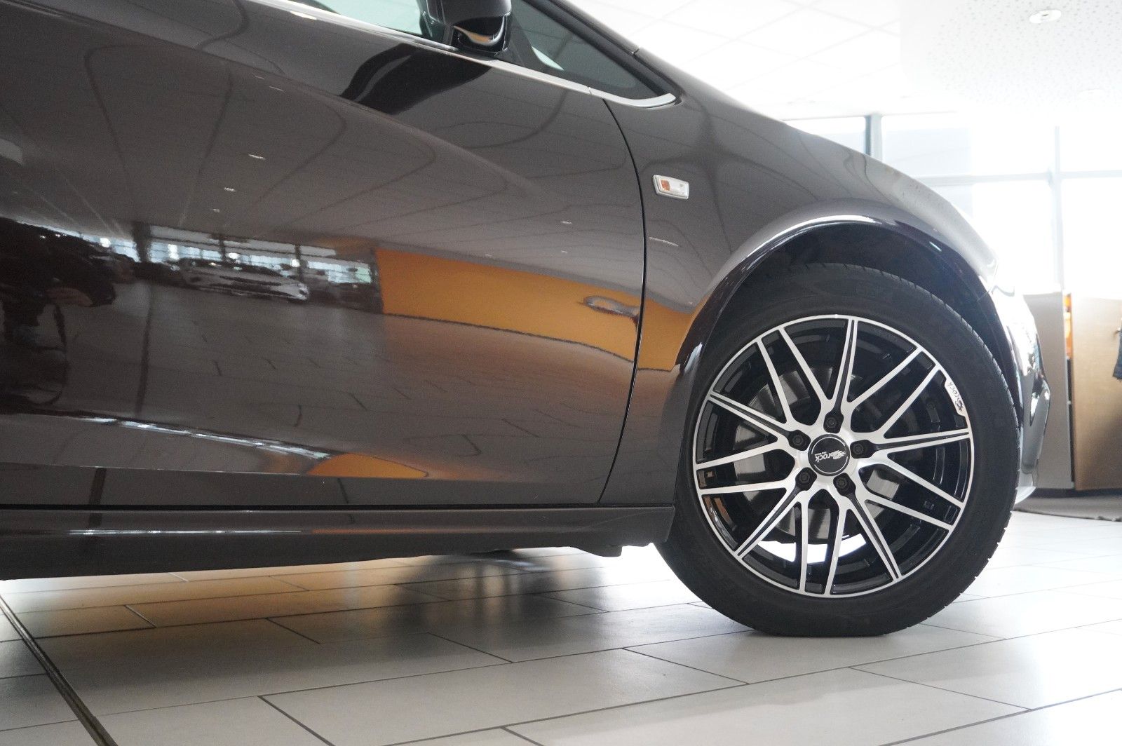 Fahrzeugabbildung Opel Cascada 2.0D ACTICE NAVI/LED/KAMERA/SPORT/SHZ