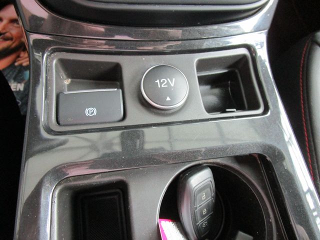 Kuga ST-Line/AHK/Xenon/Navi/Heckklappe elektr.