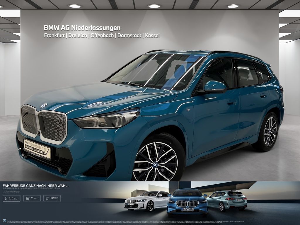 BMW iX1 xDrive30 M Sport AHK Driv.Assist.Prof LED