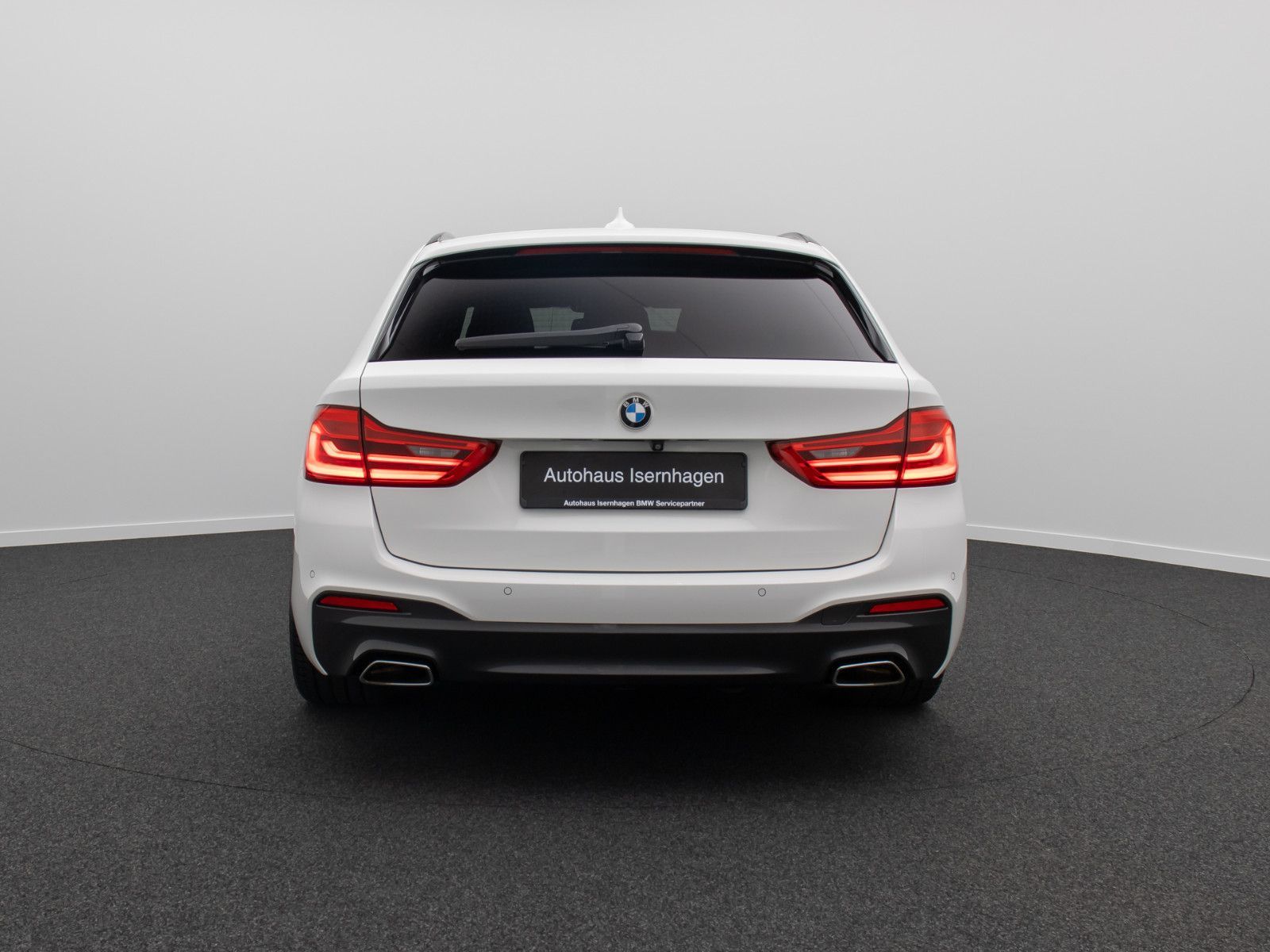 Fahrzeugabbildung BMW 520d M Sport ACC Kamera LED Memory DisplKey 20"