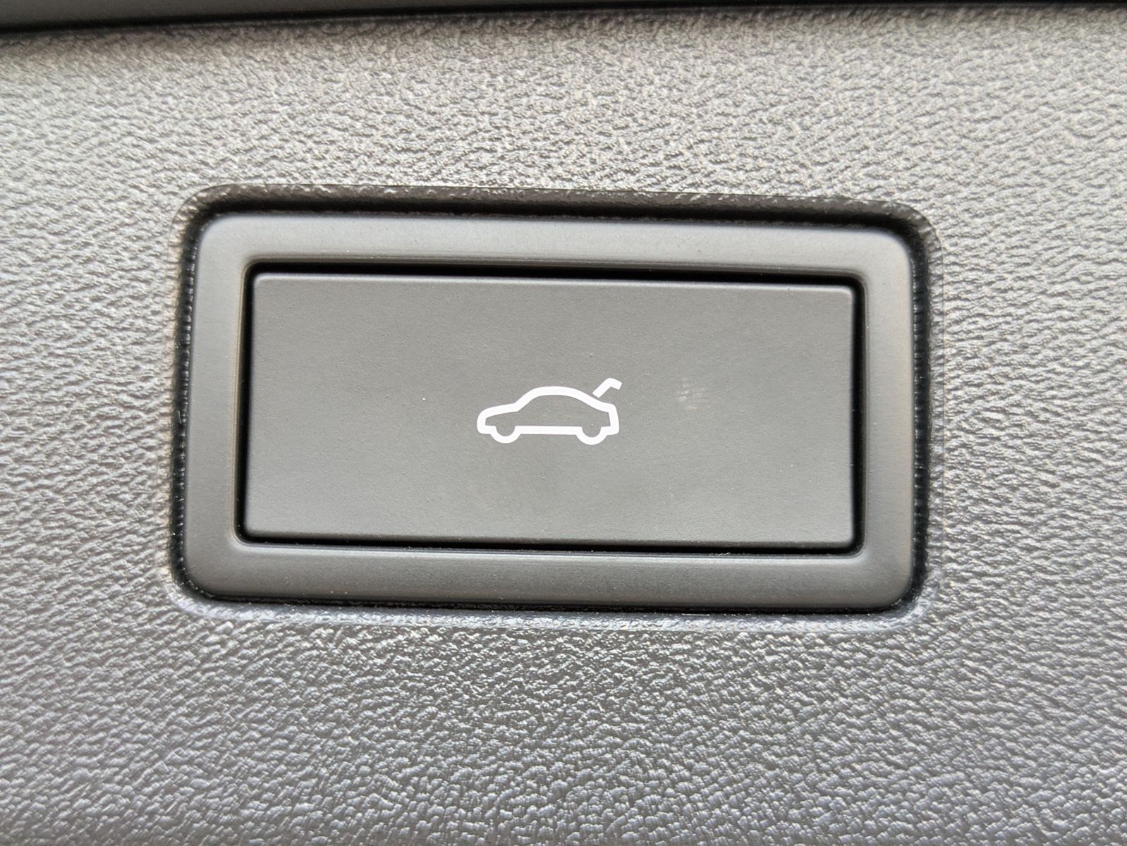 Fahrzeugabbildung Volkswagen Tiguan 2.0 TDI R-Line 4M Pano*Black*Matrix*AHK