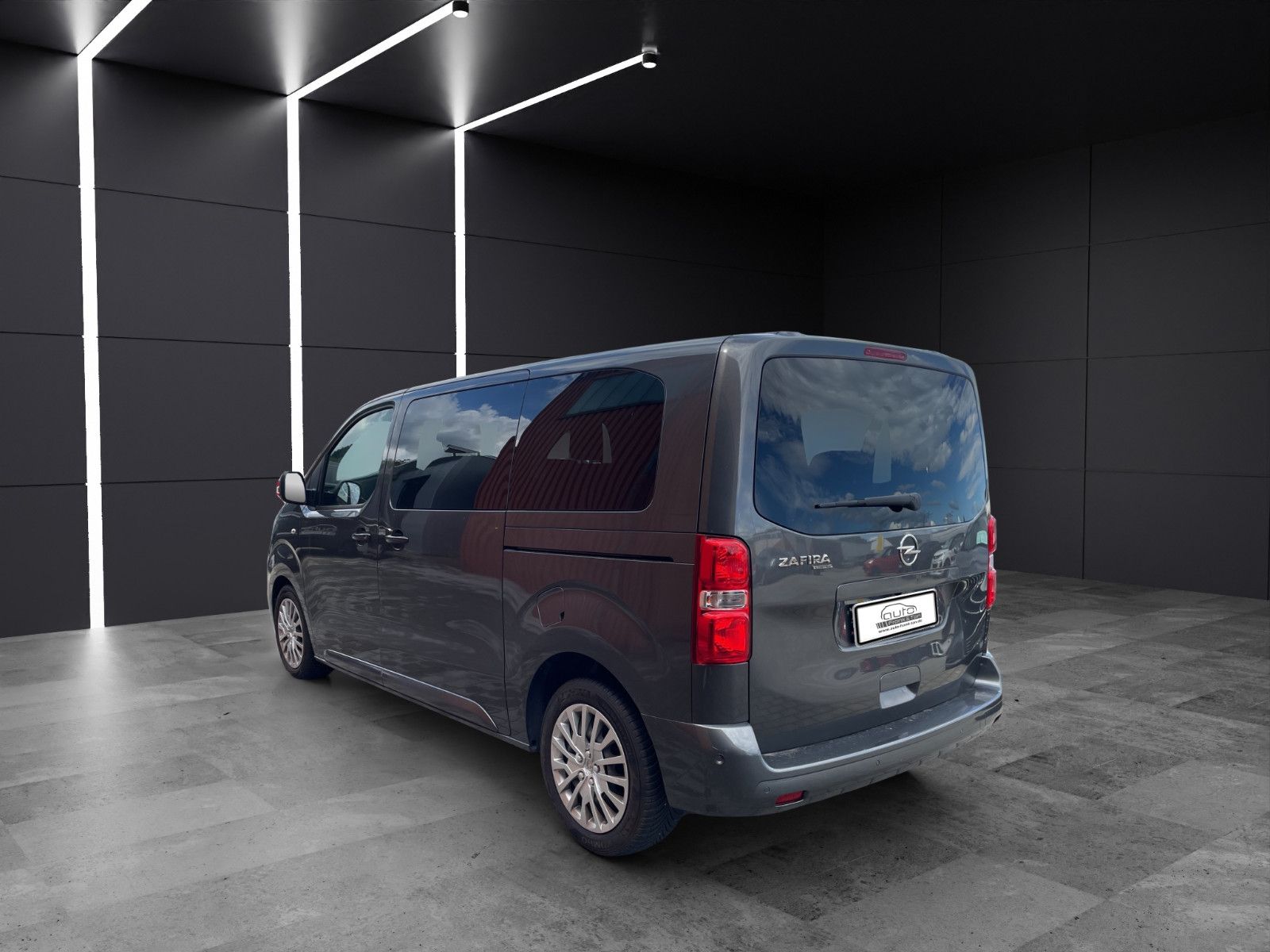 Fahrzeugabbildung Opel Zafira Life Selection M*1.Hand*Shz*Rkü*8 Sitzer