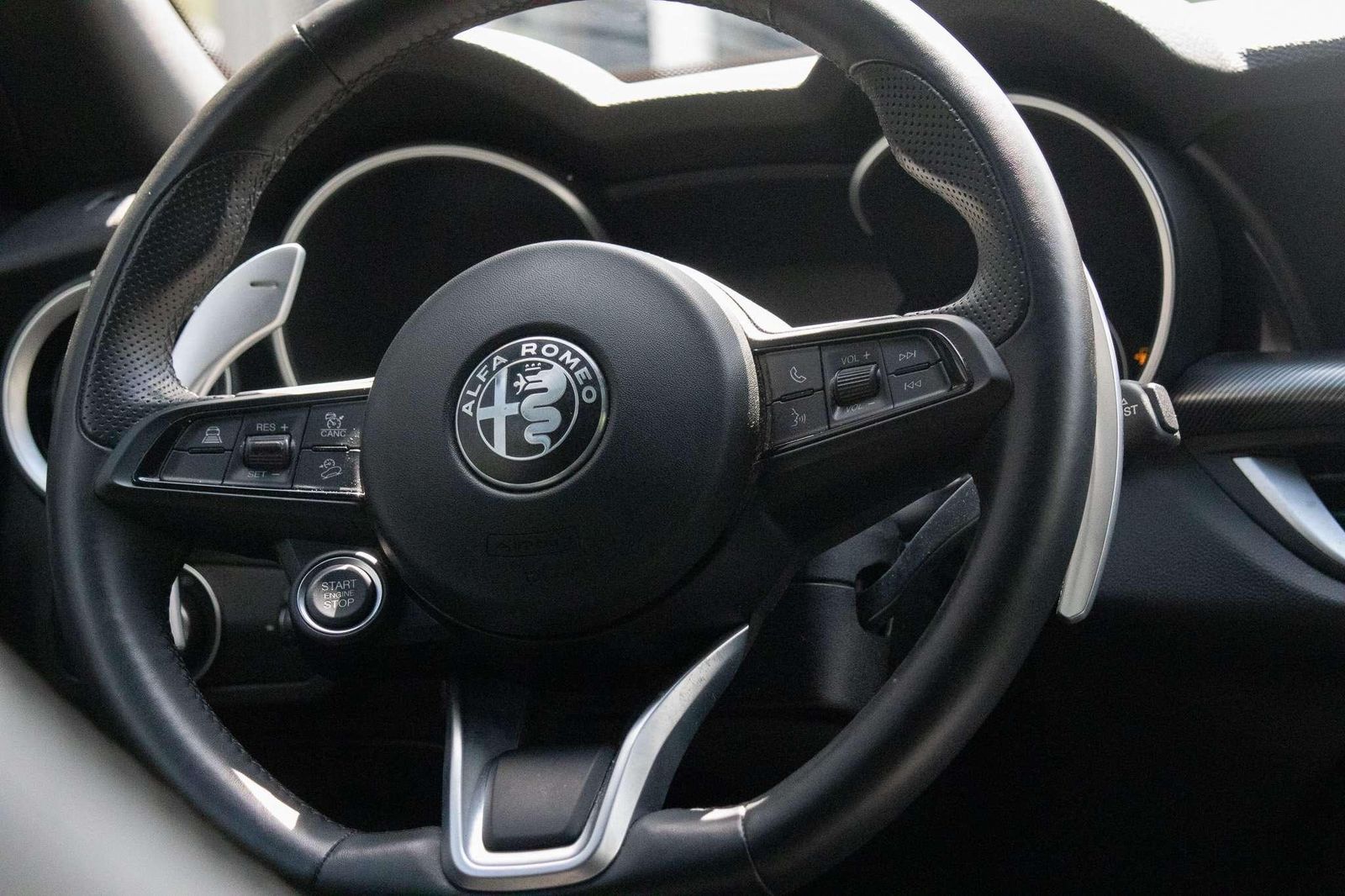 Fahrzeugabbildung Alfa Romeo Stelvio Veloce 2.2D Q4 vom AR Vertragshändler