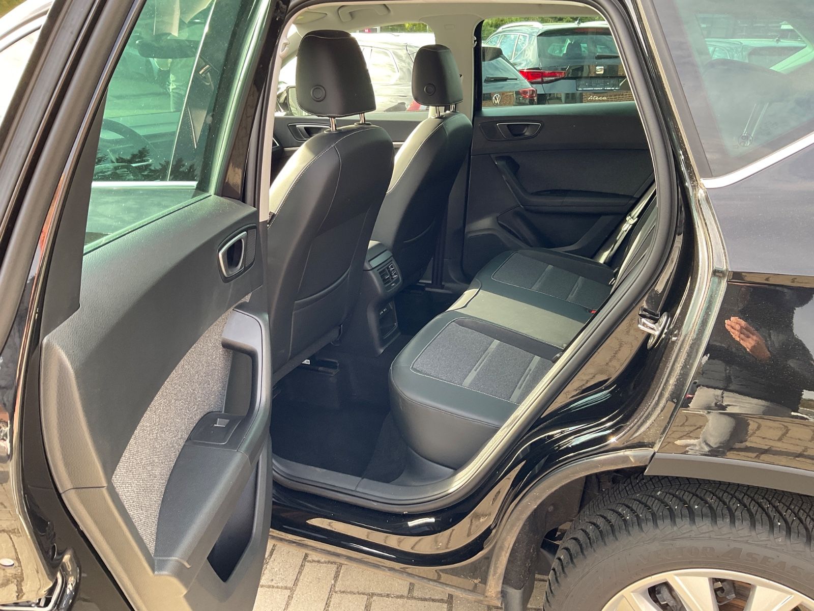 Fahrzeugabbildung SEAT Ateca 1.5 TSI Xperience DSG,LED,Kamera,Navi