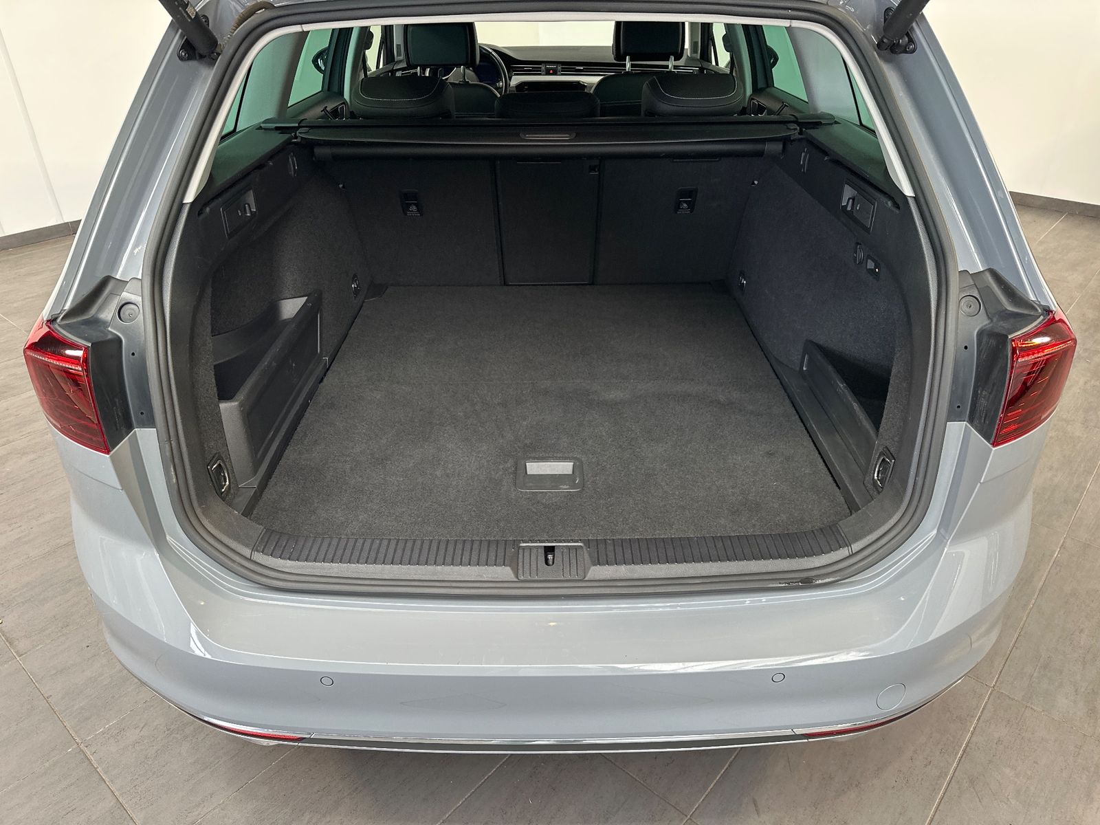 Fahrzeugabbildung Volkswagen Passat Variant GTE NAV+IQ-LIGHT+ACC+KAMERA+AHK