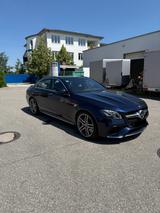Mercedes-Benz Mercedes-AMG E63 S 4MATIC+| Keramikbremse | Voll - blaue Mercedes-Benz E 63 AMG