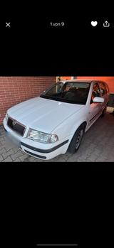 Skoda Octavia Combi 1.6 Ambiente Ambiente - gebrauchte Skoda Octavia aus dem Jahr 2001