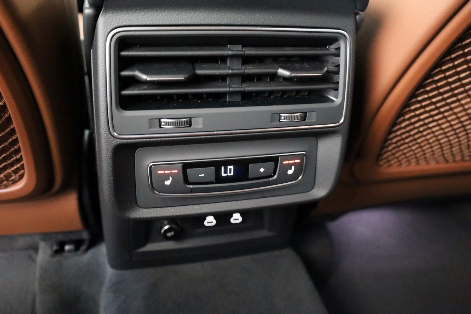 Fahrzeugabbildung Audi Q7 55 TFSIe quattro Leder,Navi,Panorama,Massage