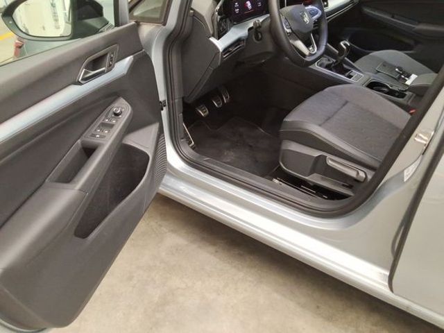 Fahrzeugabbildung Volkswagen Golf Variant 1.5 TSI GOAL NAVI GJR LED