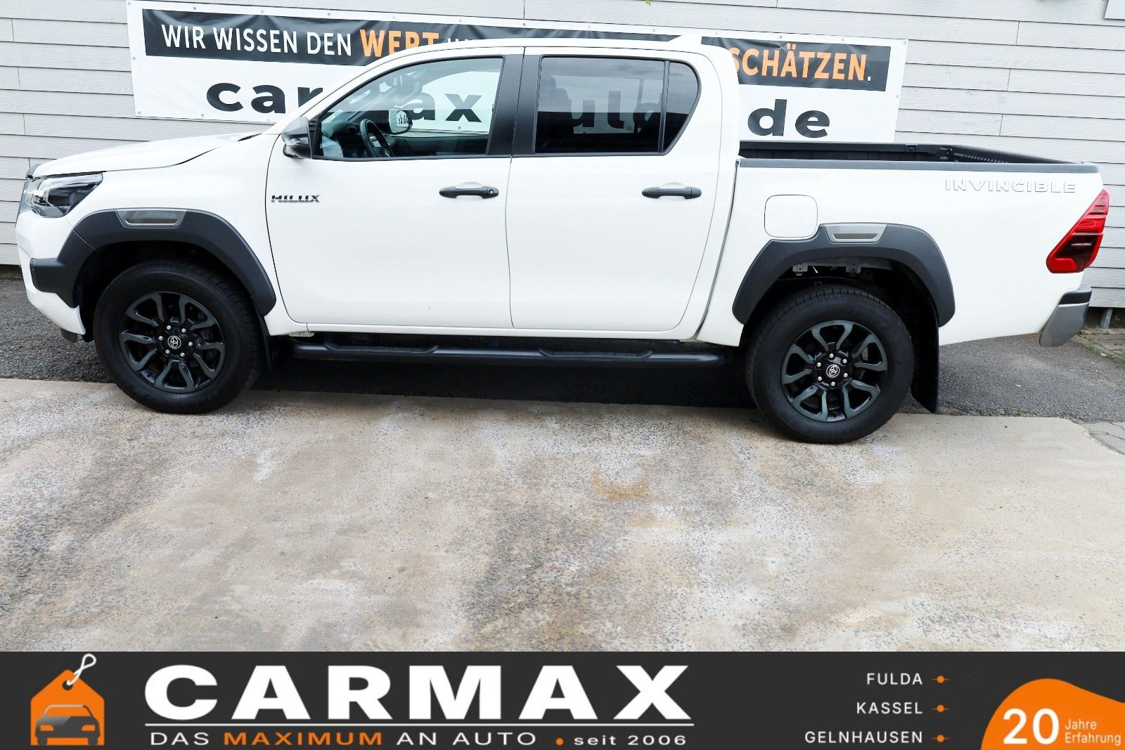 Fahrzeugabbildung Toyota Hilux 2.8 D-4D 4x4 Invincible,Leder,ACC,Garantie