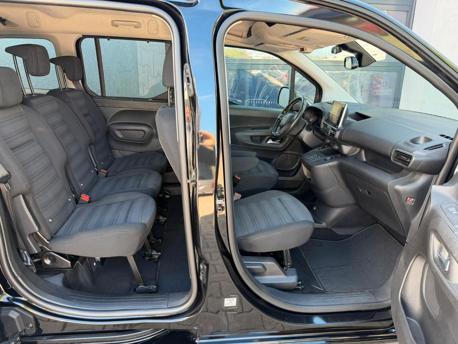 Opel Combo Elektro Behindertengerecht Rollstuhlrampe