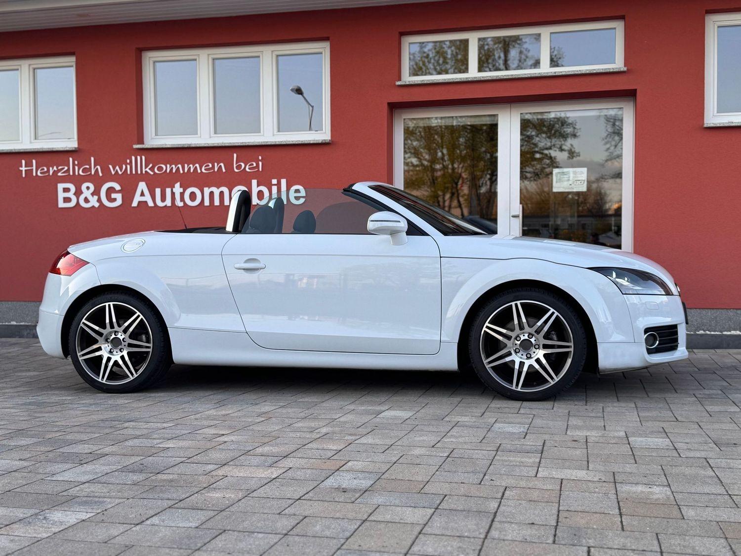 Audi TT 1.8 TFSI Cabrio*2.Hand*TÜV 04/2027