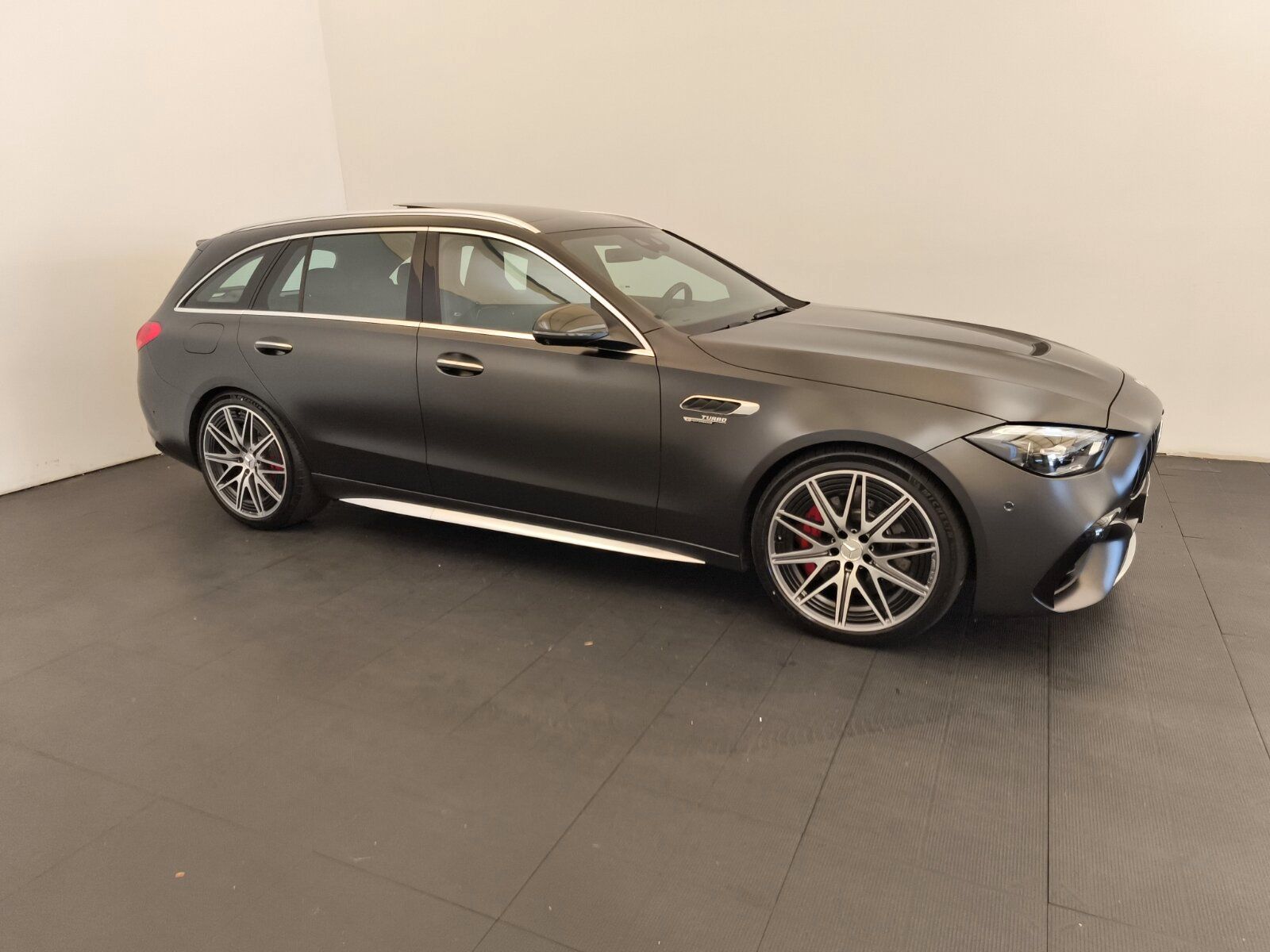 Mercedes-Benz C 63 T SE Magno Drivers-P AHK Pano Perform Sitze foto 4