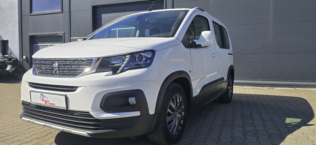 Image of Peugeot Rifter