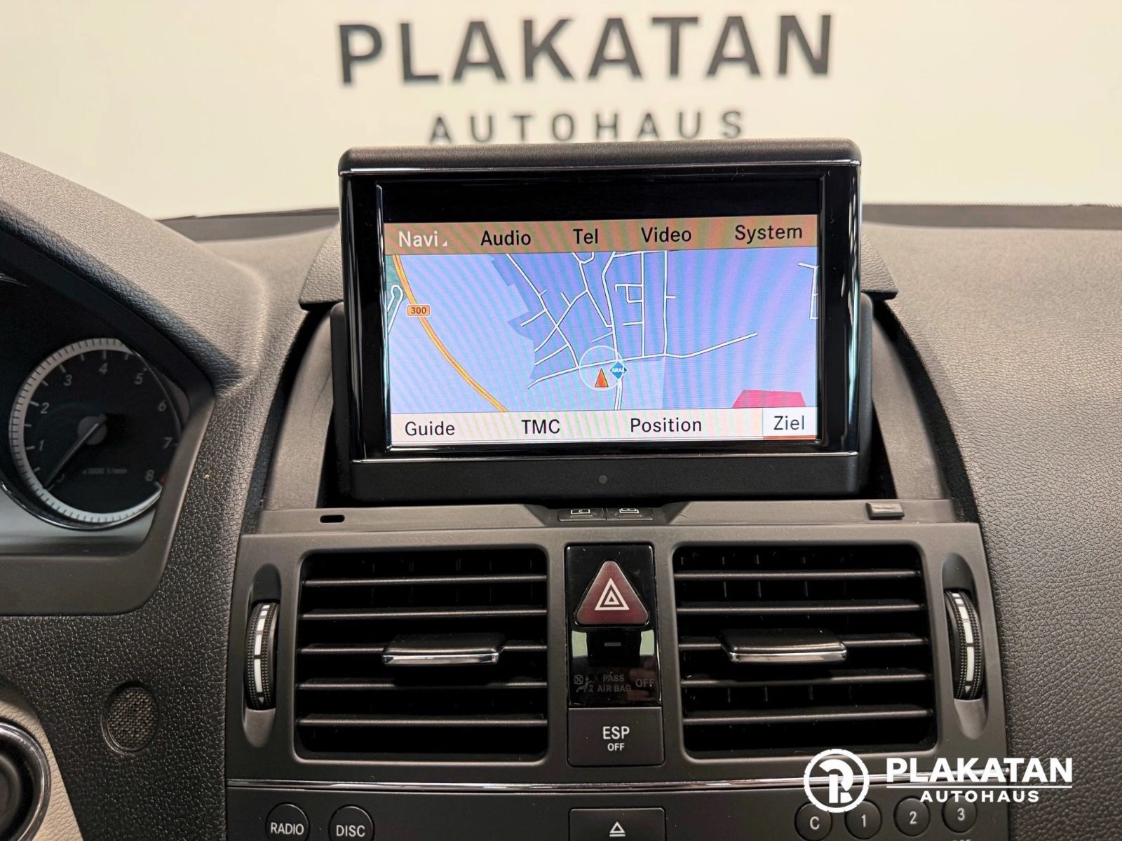 Fahrzeugabbildung Mercedes-Benz C 200 Kompressor AMG Paket Xenon Navi