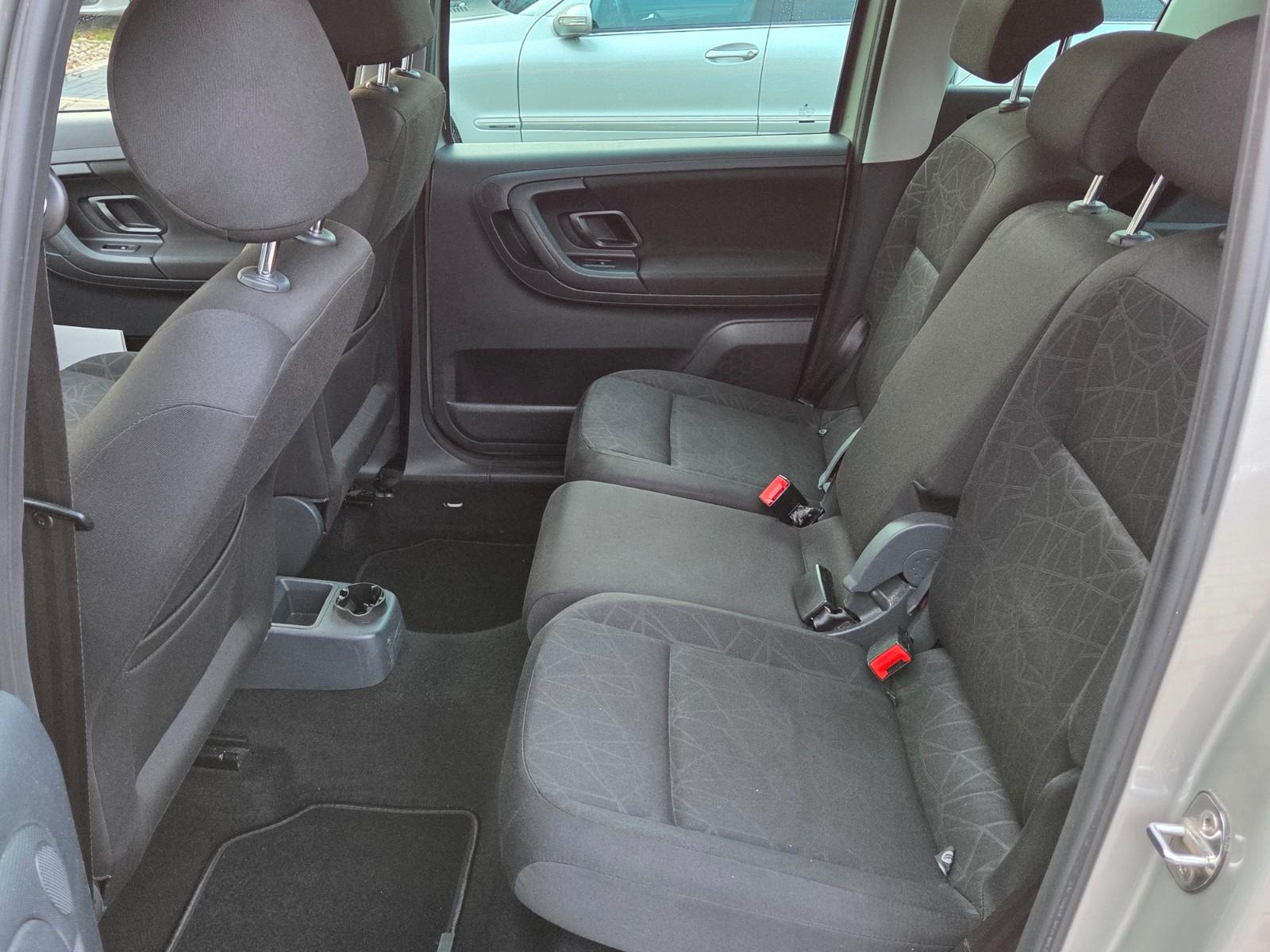 Skoda Roomster 2012 — photo 15