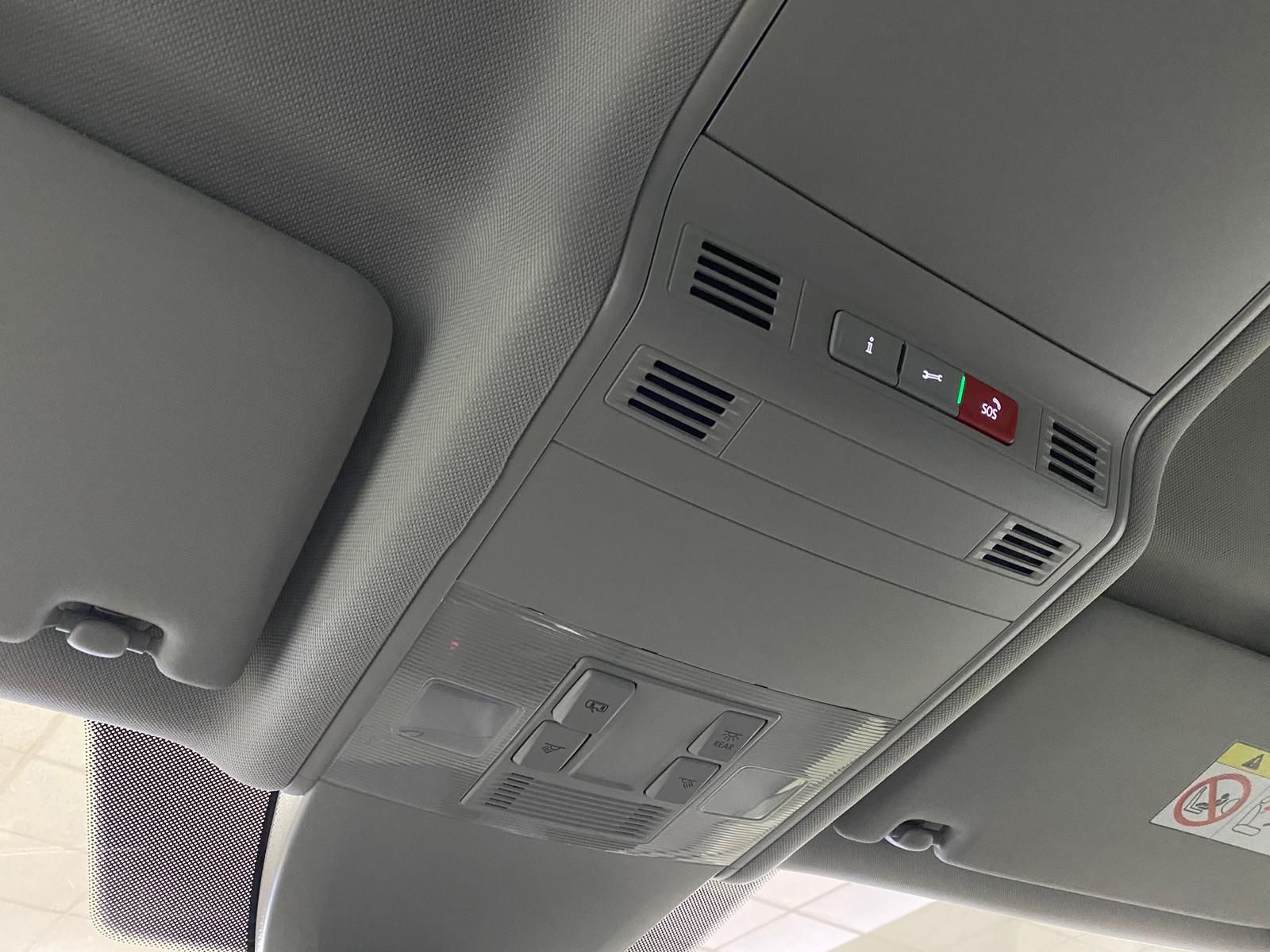 Fahrzeugabbildung Volkswagen Touran 1.5 TSI Comfortline+IQLIGHT+ACC+AHK+TOTWI