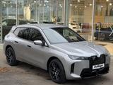 BMW IX x45 M Sport Pro HUD ACC P+ H/K AHK 22" Navi - BMW Elektroautos
