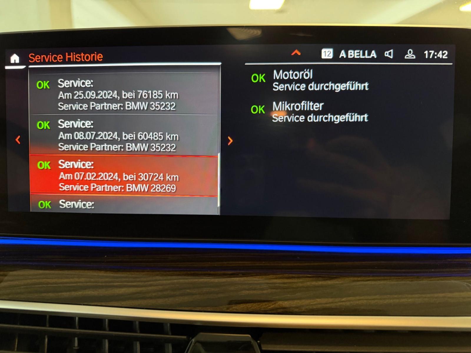 BMW 530 i Luxury Line H-KARDON/CAM/ACC/AHK/LEDER
