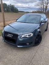 Audi A3 Sportback 1,8 TFSI Quattro, Navi, ... - Audi A3 mit Benzin-Antrieb: Kleinwagen, 1.8