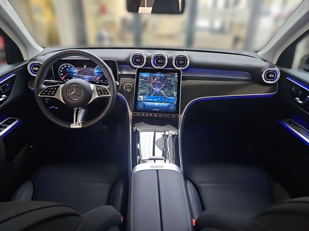 Fahrzeugabbildung Mercedes-Benz GLC 200 4M Avantg. Pano SDHZ Sitzklima Massage