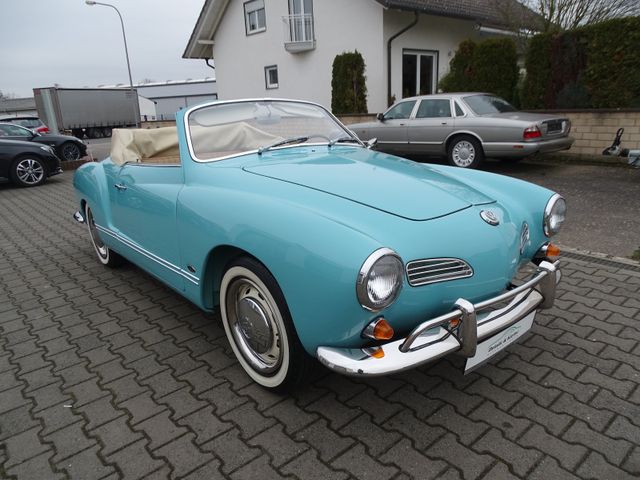 Volkswagen Karmann Ghia Cabrio vollständig restauriert