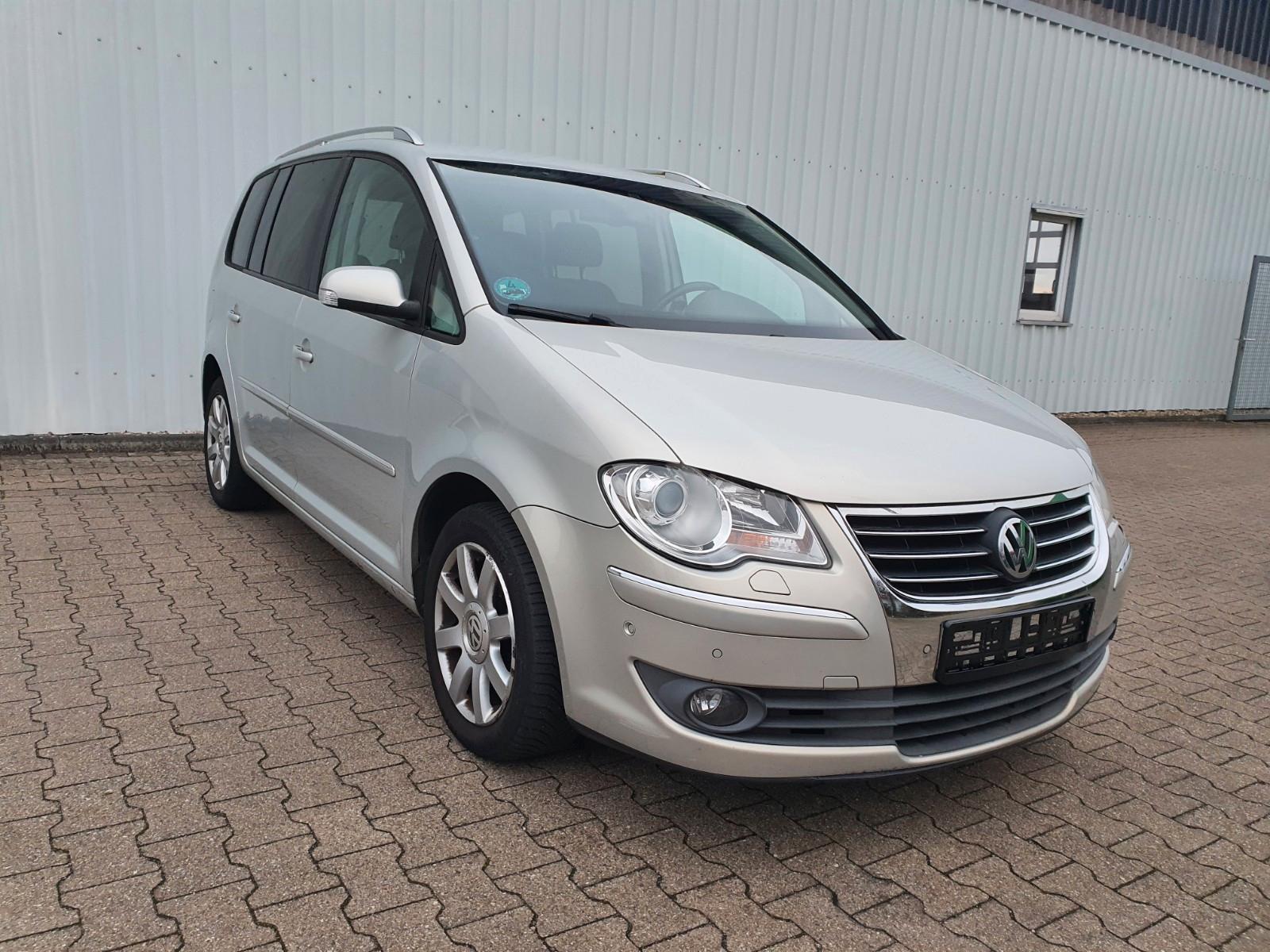 Volkswagen Touran 1.4 TSI DSG Highline Navi Gross PDC