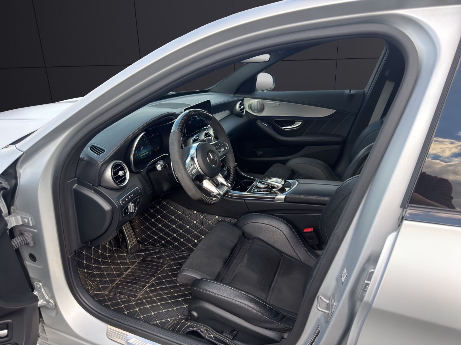 Fahrzeugabbildung Mercedes-Benz C 63 AMG S *Perf. AGA*Carlsson*Carbon*Mattlack*