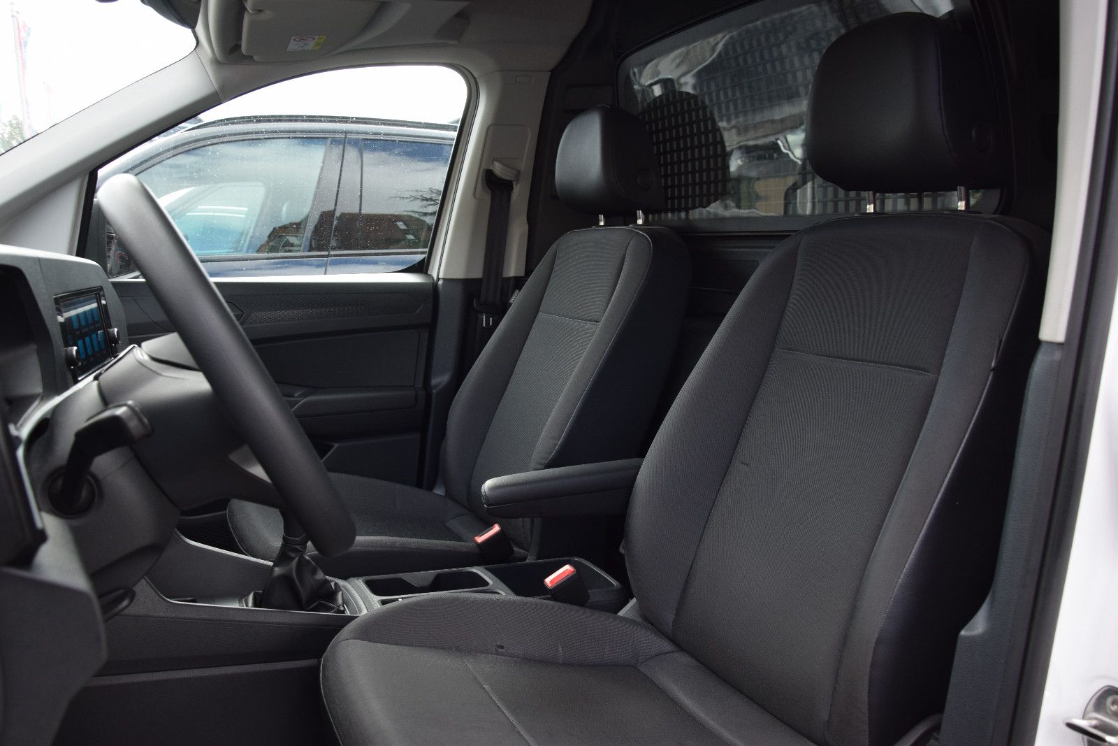 Fahrzeugabbildung Volkswagen Caddy Cargo EcoProfi Klima PDC Navi Sitzheizung