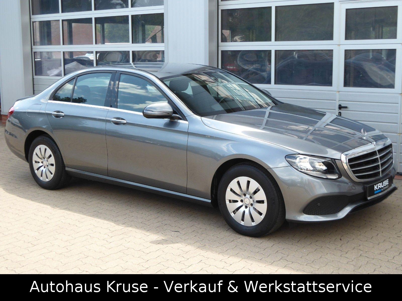 Mercedes-Benz E 220 d AUTOM. 9-G+ AHK+ R- KAMERA+ ALLW-REIFEN