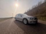 Volkswagen Vw Passat B8 Kombi 102 tkm top Zustand - Volkswagen Passat mit Benzin-Antrieb: Kombi, 1.8