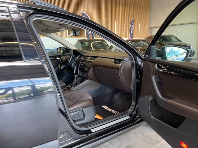 Skoda Octavia Combi L&K 4x4 *BI-XENON*NAVI*PDC*SZHZ*