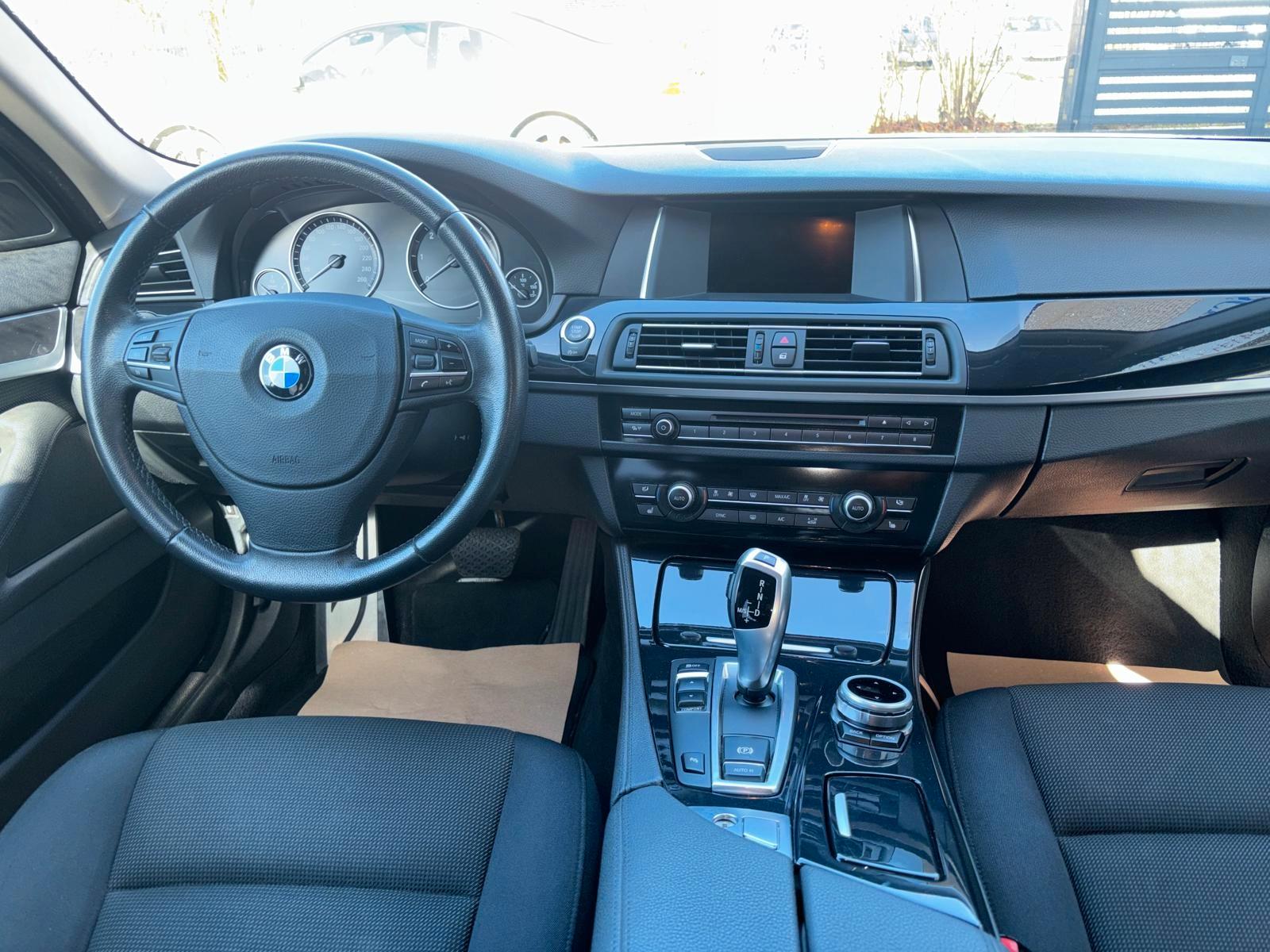 BMW 530dA F11 touring XENON / NAVI / ALU 20ZOLL /AHK