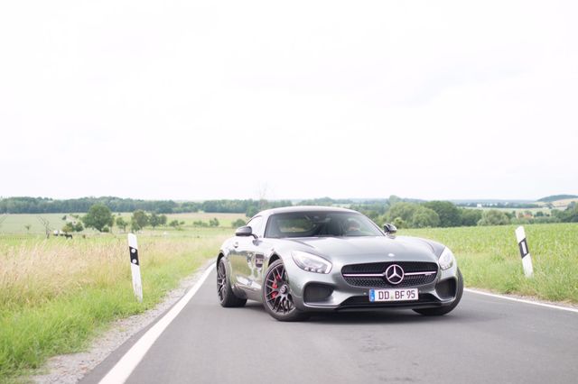 MERCEDES-BENZ AMG GT S 4.0 V8 S DCT S