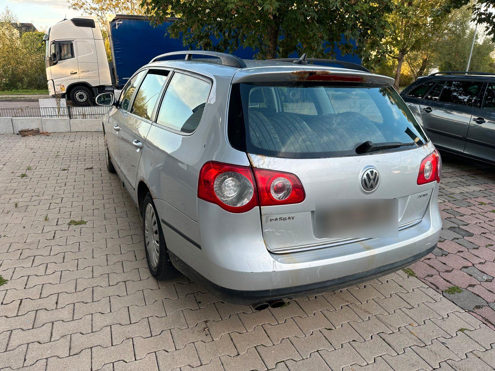 Volkswagen Passat 2008 — салон