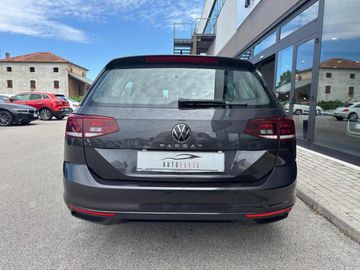 Volkswagen Passat - 8