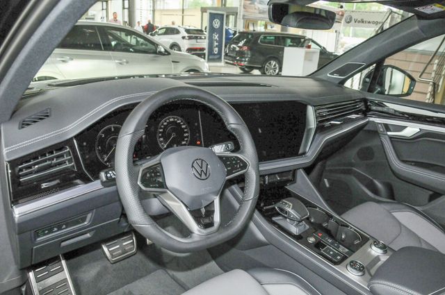Fahrzeugabbildung Volkswagen Touareg R-Line 3.0 l V6 TDI SCR 4Motion 8-Gang-A