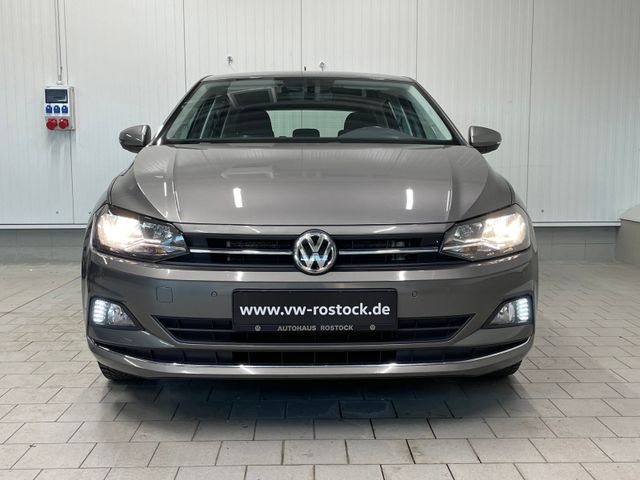 Polo Highline 1.0 TSI DSG NAVI SHZ PDC
