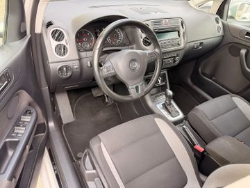 Volkswagen Golf - 10