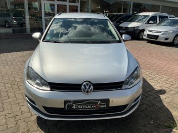 Volkswagen Golf - 2