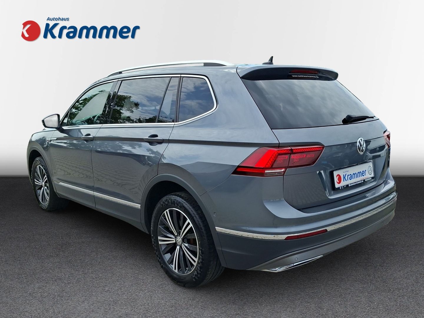 Tiguan Allspace 2.0 TDI Highline 4M *PANO*NAVI*K