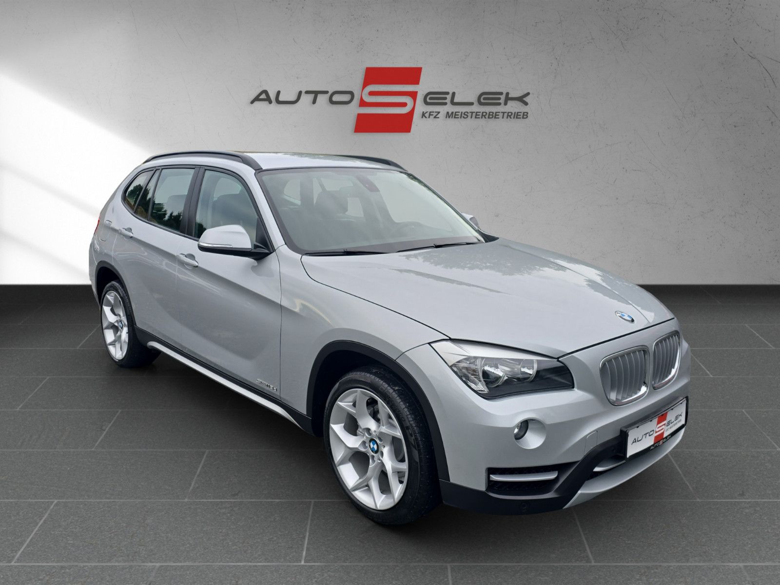 Fahrzeugabbildung BMW Baureihe X1 sDrive 18d,LEDER, PDC,SHZ,NAVi