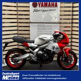 Yamaha XSR900 GP 1.HAND * BESTZUSTAND - Offers