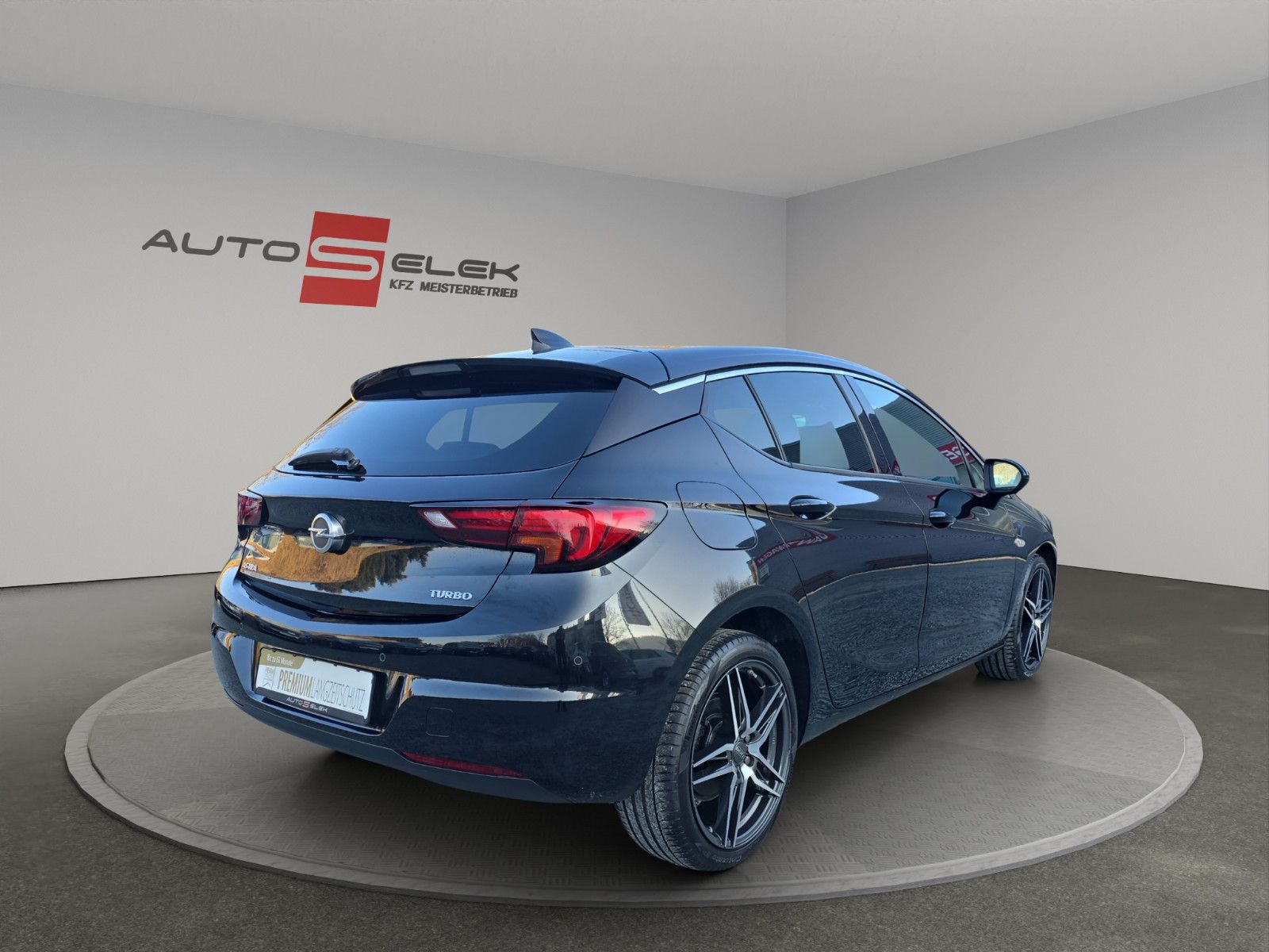 Fahrzeugabbildung Opel Astra K Dynamic+LED+NAVI+TEMPOMAT+SPURASISTENT