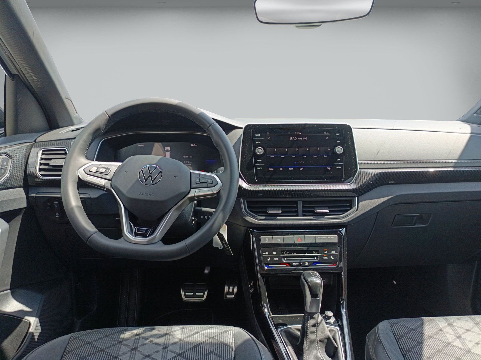 Volkswagen T-Cross - Bild 10